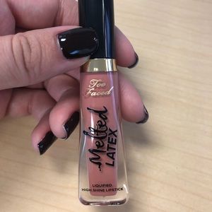 Too faced melted latex liquid lipstick💋